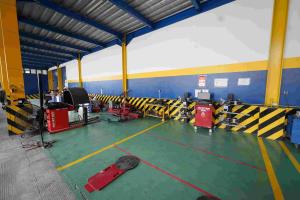 Tingkatkan Performa Bus dan Truk, Michelin Hadirkan Service Center di Gunung Putri 093011