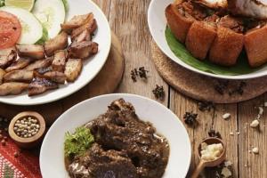 Menyediakan Ikan Nila Tombur, Naniura Hingga Saksang, Ini Menu Toba Tabo Lapo Batak