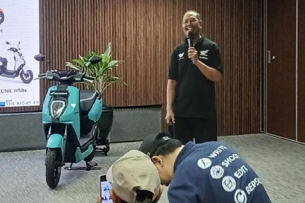 Honda Luncurkan Motor Listrik Terbaru, ICON e, dan CUV e