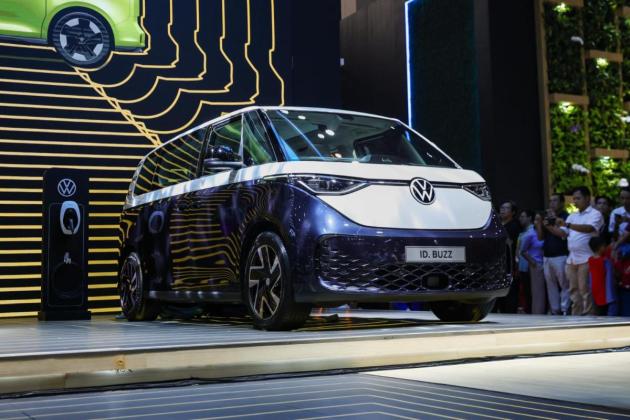 Volkswagen Indonesia Hadirkan The All-Electric ID. Buzz Long Wheelbase di IIMS 2025