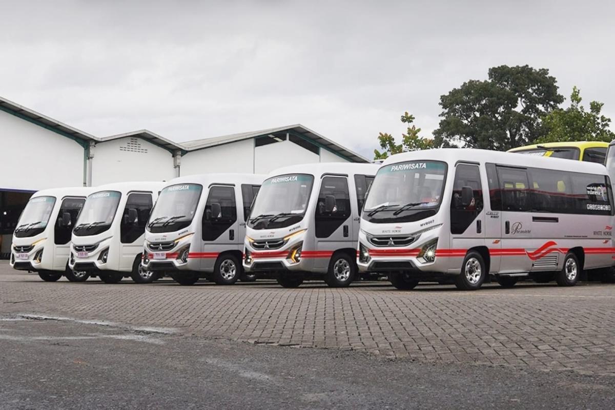 Gaya Baru Jetbus 5 Jumbo Karoseri Adiputro, Tampil Futuristik dan Canggih 065500