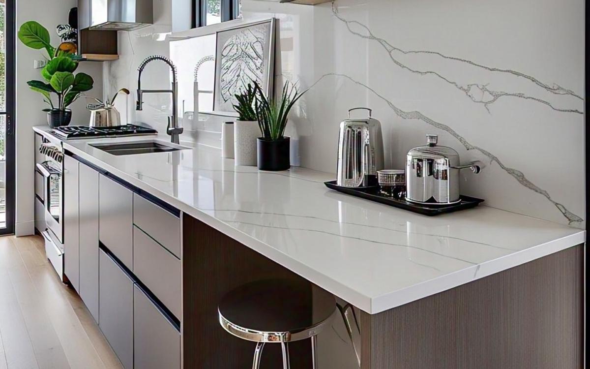 5 Inspirasi Desain Kitchen Set Modern: Upgrade Dapurmu Jadi Lebih Stylish dan Nyaman!