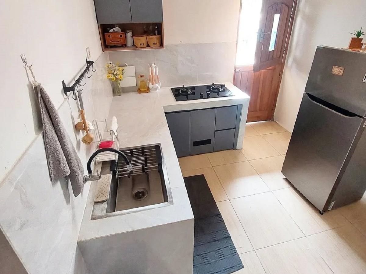 Wajib Coba! 5 Ide Desain Dapur Kecil yang Rapi dan Memesona di Tahun 2025