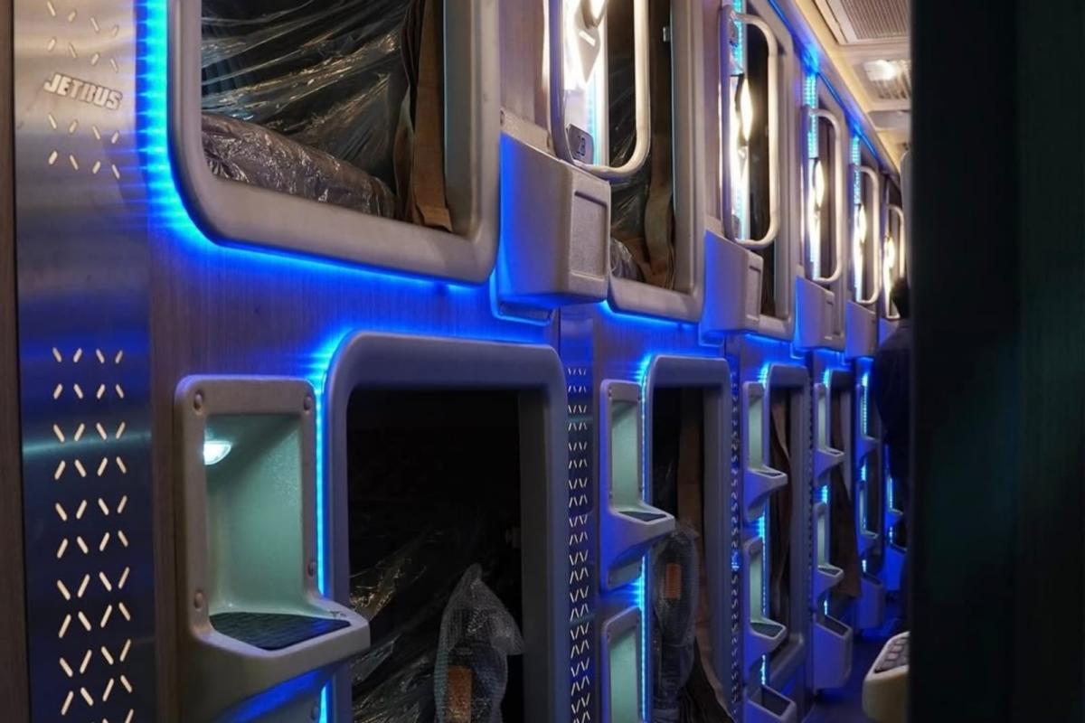Jetbus 5 Dream Coach Pandawa 87, Sleeper Bus Rasa Hotel Kapsul Bikin Mager Turun