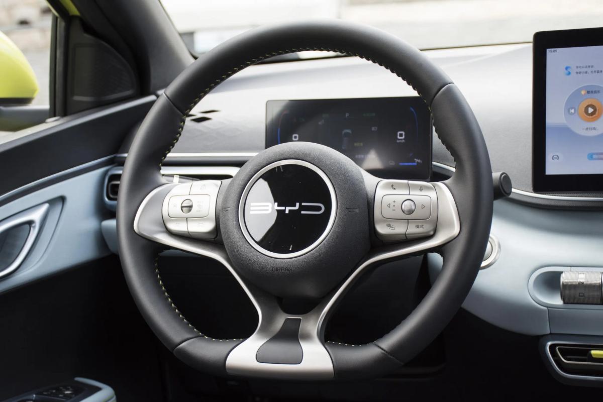 BYD Seagull vs Wuling Air EV: Mana Mobil Listrik Rp100 Jutaan yang Paling Worth It?