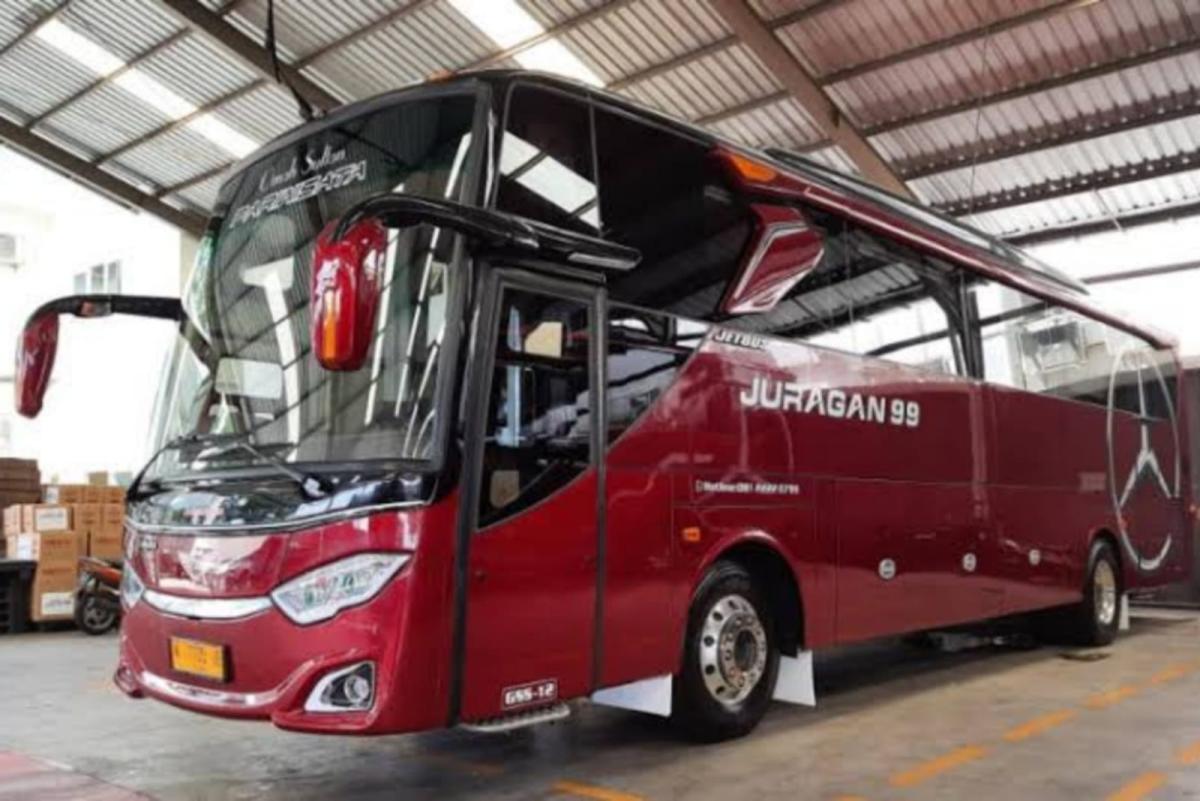 Mengenal Omah Sultan, Bus Mewah Ala Hotel Berjalan Milik Juragan 99 Trans 