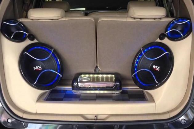 Audio Mobil Terbaik: Rahasia Suara Jernih dan Pengalaman Berkendara Lebih Hidup