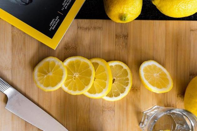 10 Manfaat Air Lemon untuk Tubuh yang Wajib Kamu Tahu, Segar dan Sehat!