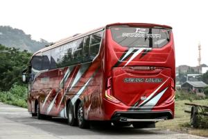 Melihat Titanium T2, Bodi dengan Tampilan Premium Terbaru Buatan Karoseri K3  090404