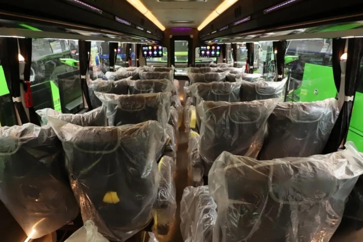 Foto bus Puspa Jaya saat akan rilis melayani pelanggan (Dokumen Karoseri Laksana)