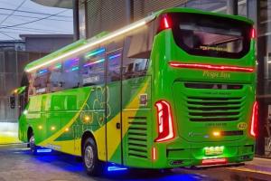 Foto bus Puspa Jaya saat akan rilis melayani pelanggan (Dokumen Karoseri Laksana)