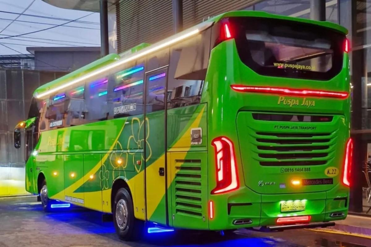 Foto bus Puspa Jaya saat akan rilis melayani pelanggan (Dokumen Karoseri Laksana)