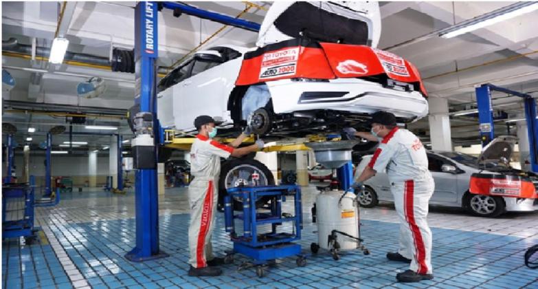 Daftar Harga Servis Mobil Lengkap di Bengkel Resmi 2025