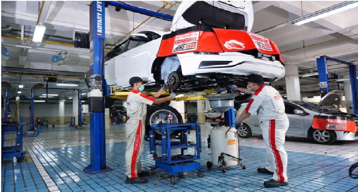 Daftar Harga Servis Mobil Lengkap di Bengkel Resmi 2025