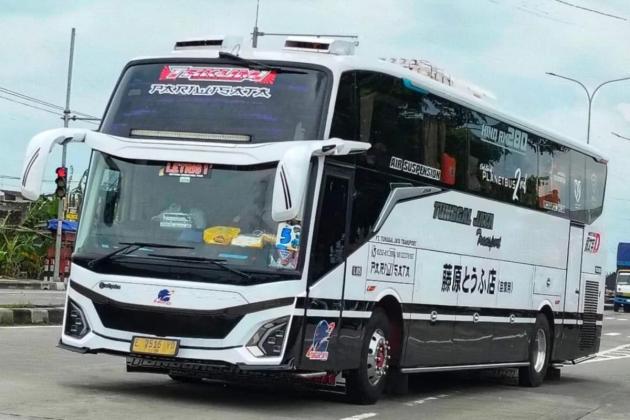 Mengenal Bus TJ Takumi PO Tunggal Jaya, JetBus 5 Mesin Hino RM 280 ala Initial D