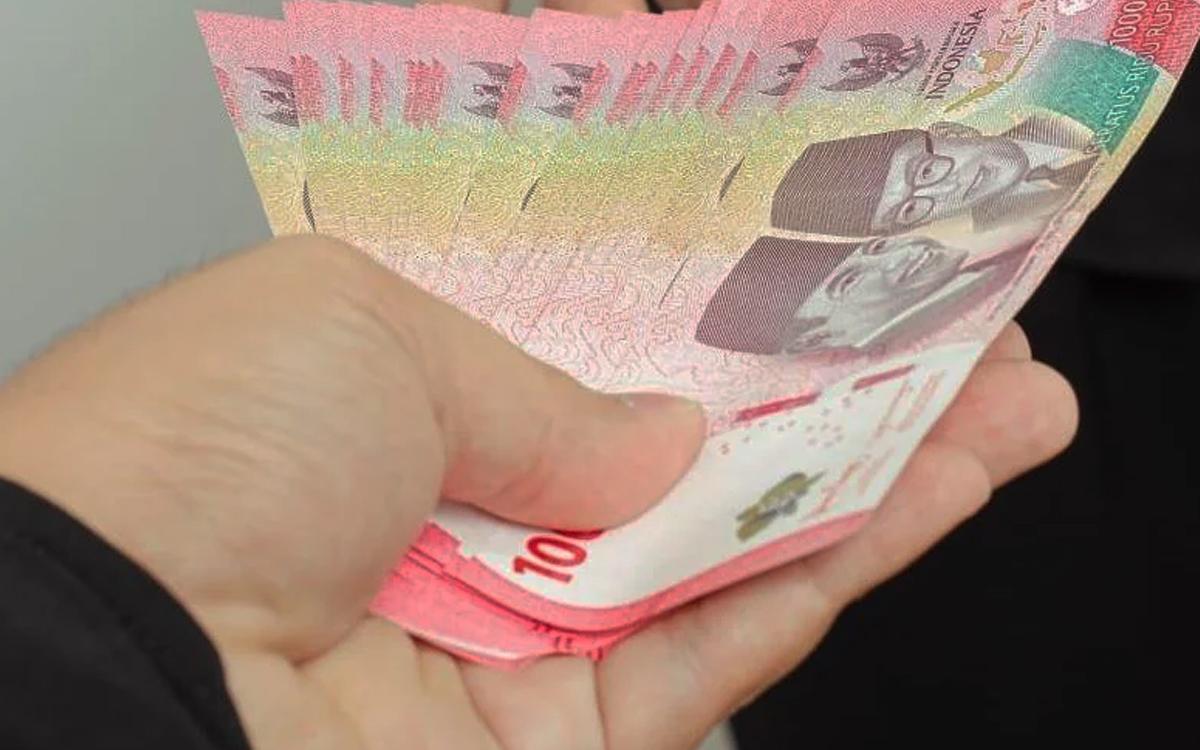 Cek Jadwal dan Cara Pencairan KLJ 2025: Lansia DKI Terima Rp300 Ribu Langsung ke Rekening!