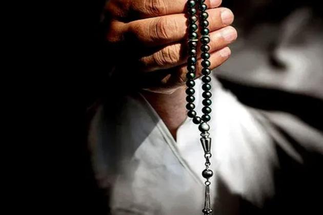 Sholawat Penarik Rezeki: Amalan Spiritual yang Membuka Pintu Kemudahan
