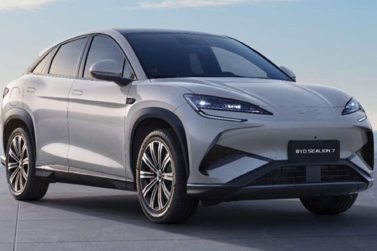 Intip Jajaran Mobil Listrik BYD yang Mengaspal di Indonesia