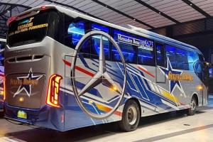 Melihat Bus Sugeng Rahayu Terbaru, Menggunakan Mesin Mercedes Benz OF 1623 063310