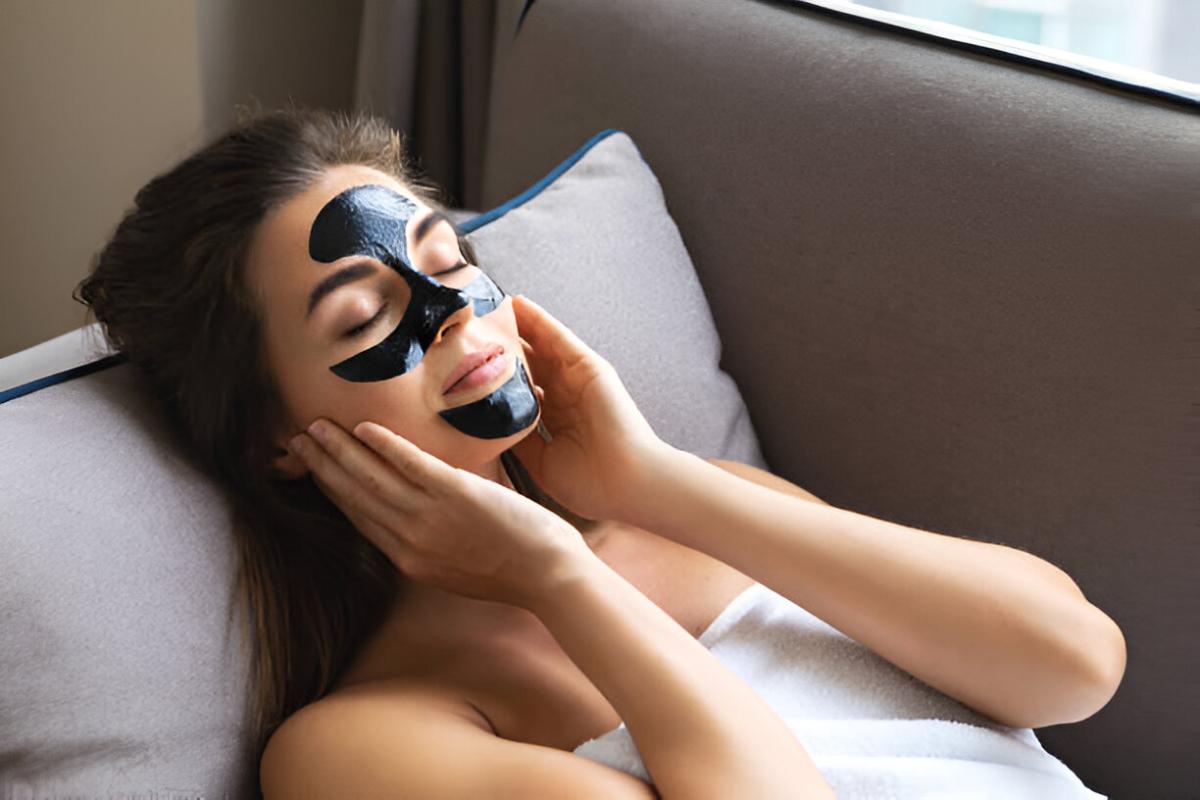 5 Masker Ampuh untuk Hilangkan Komedo dan Bersihkan Pori-Pori