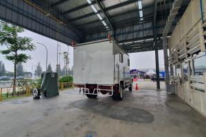 Mercedes Benz L911 yang lebih akrab dengan sebutan Mercy Bagong (Tuahta Aldo / fin.co.id)
