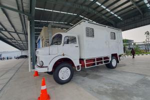 Mercedes Benz L911 yang lebih akrab dengan sebutan Mercy Bagong (Tuahta Aldo / fin.co.id)