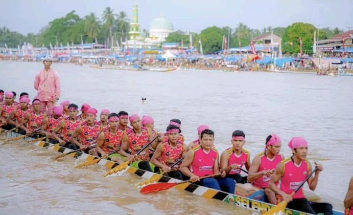 Pacu Jalur: Tradisi Riau yang Mendunia, Lebih dari Sekadar Lomba Dayung