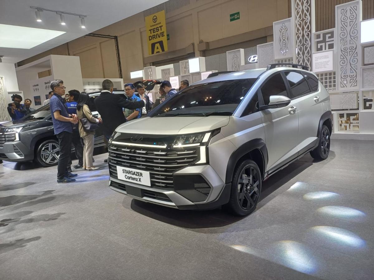 Perbedaan Hyundai STARGAZER Cartenz & Cartenz X: Mana yang Cocok untuk Gaya Hidupmu?