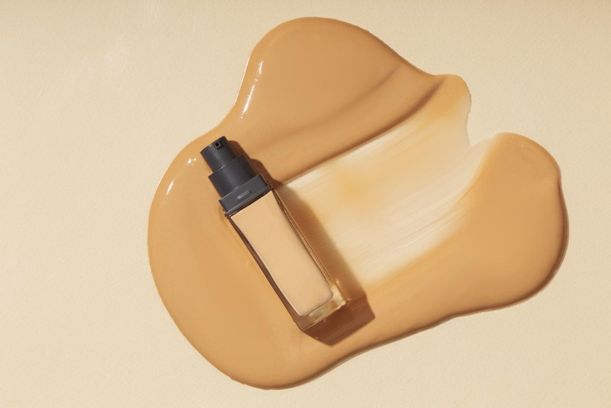 Rahasia Memilih Foundation Sesuai Warna Kulit agar Riasan Tampil Flawless