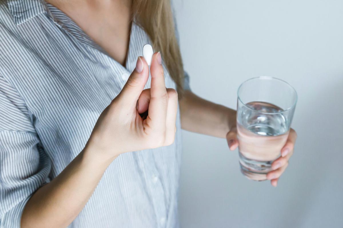 Hindari Ini! Makanan dan Minuman yang Bisa Ganggu Efek Obat