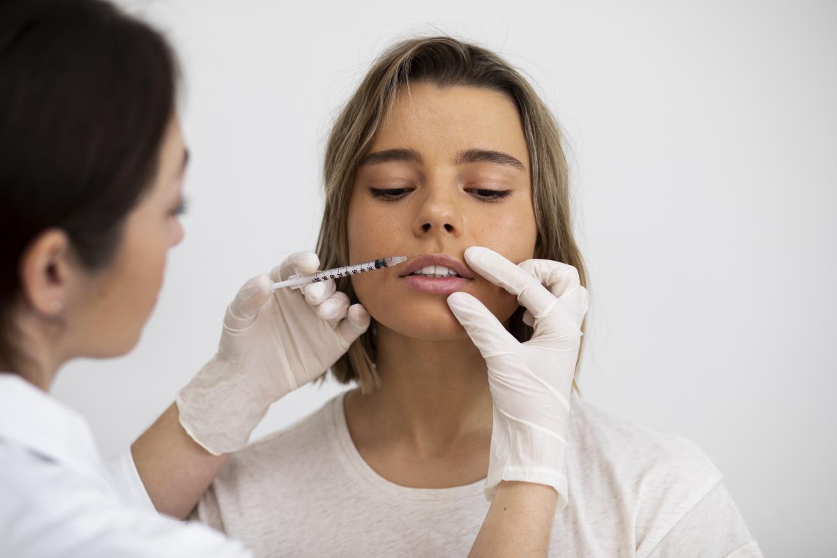 Cantik Bukan Segalanya, Kenali Bahaya Filler Bibir