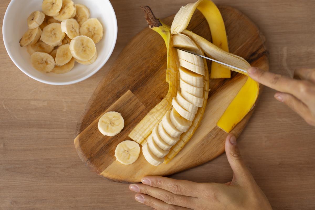 Kulit Lembap dan Bersinar dengan Masker Pisang Homemade