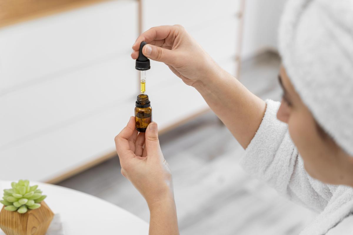Cara Menggunakan Retinol untuk Pemula yang Baru Belajar Skincare