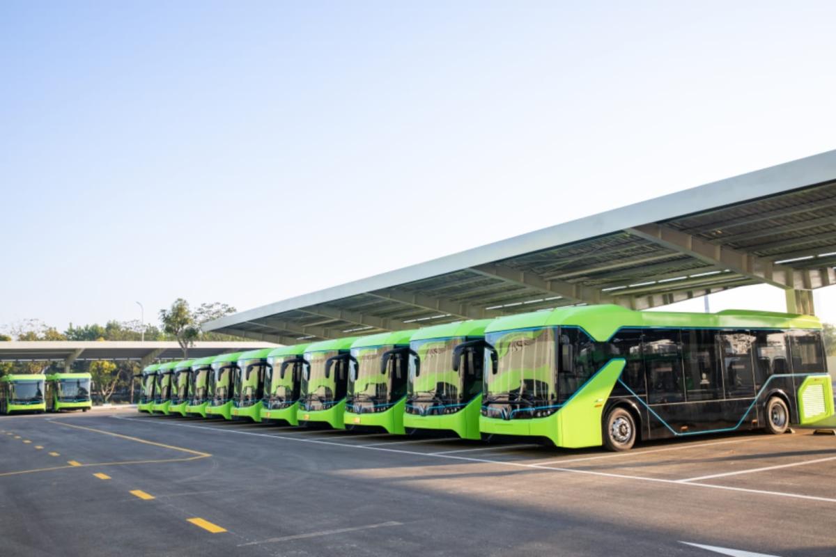 VinFast Tancap Gas di Eropa, Luncurkan 2 Bus Listrik Canggih di Busworld 2025