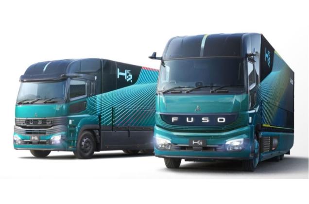 Fuso Pamer Truk Hidrogen Canggih H2FC dan H2IC di Japan Mobility Show 2025