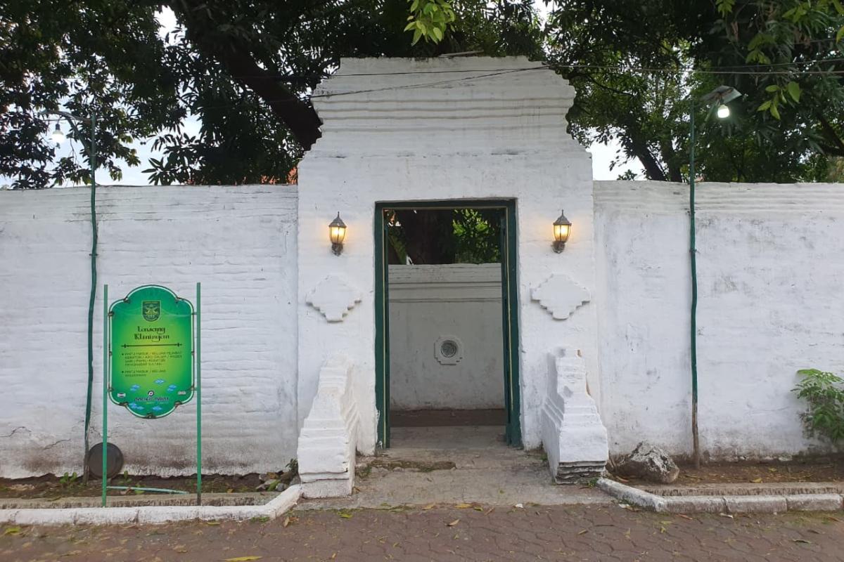 Menikmati Restoran Pawon Bogana, Sajikan Kuliner Keraton Kacirebonan untuk Publik