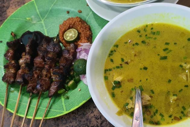 Empal Gentong H Apud Cirebon, Rekomendasi Kuliner Legendaris yang Wajib Dicoba