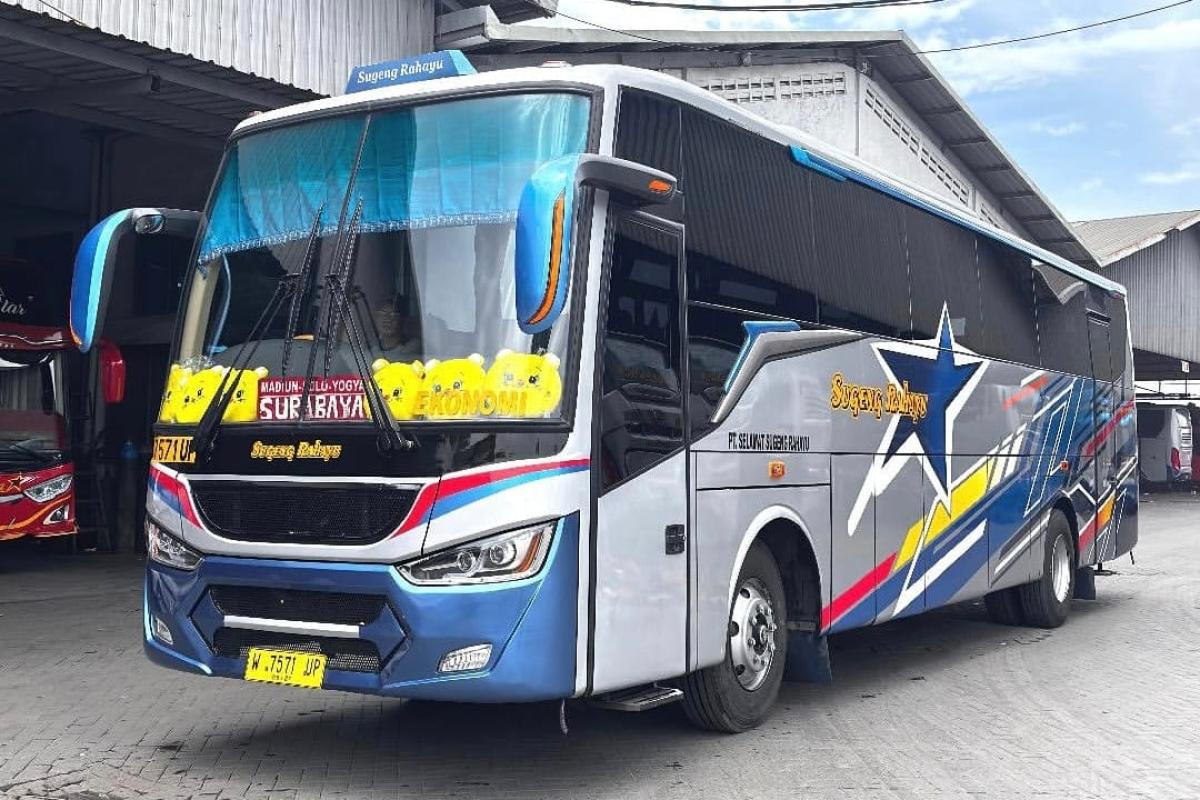 Mengenal Raja Jalanan Jawa Timur, Bus Sugeng Rahayu Jadi Andalan Mengejar Waktu