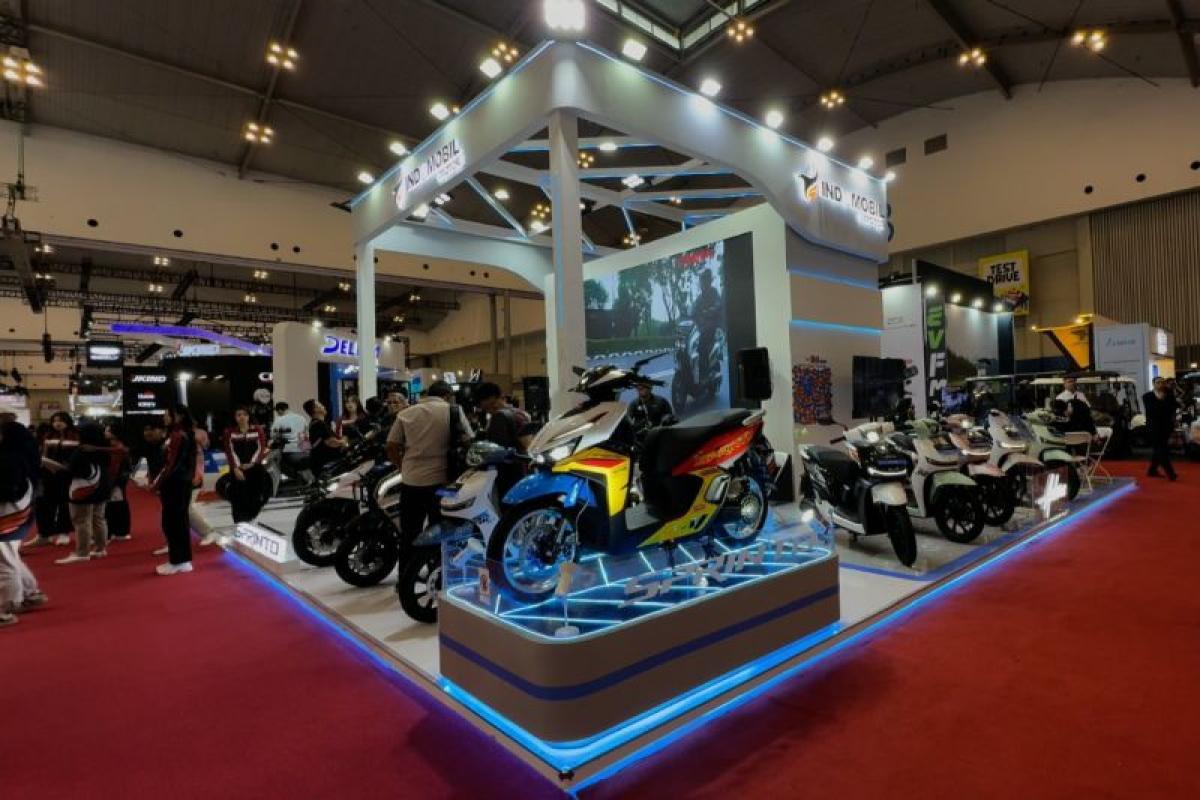 Skuter Listrik Sprinto Terjual 500 Unit Selama Gaikindo Jakarta Auto Week