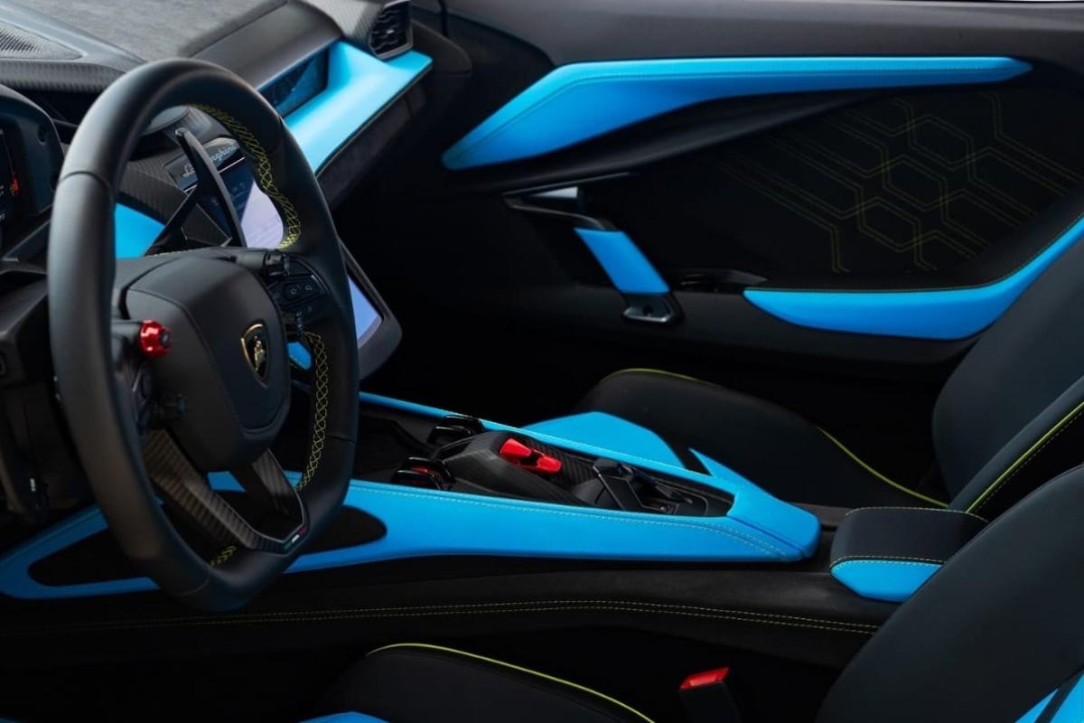 Modifikasi super ekstrem Lamborghini Revuelto karya Mansory (Dokumen Istimewa)