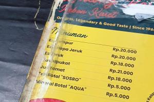 Lontong Kari Kebon Karet (Tuahta Aldo / fin.co.id)
