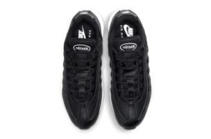 Nike Air Max 95 Golf Black and White (Dokumen Istimewa)