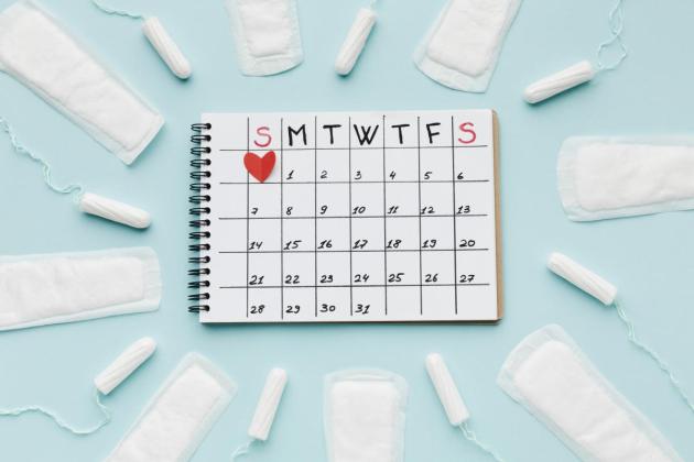 Siklus Menstruasi Bikin Wajah Kusam dan Berjerawat? Kenali Fase Hormonal Agar Kulit Tetap Glowing!