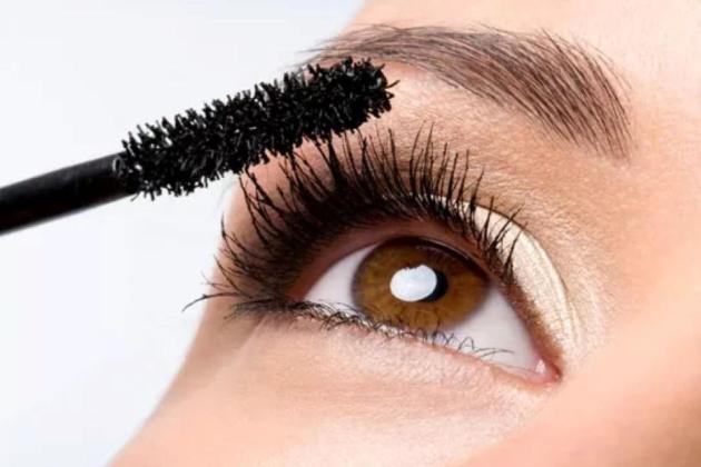 Tren Makeup 2025: Tampil Lebih Natural, Ringan, dan Manusiawi untuk Keseharian