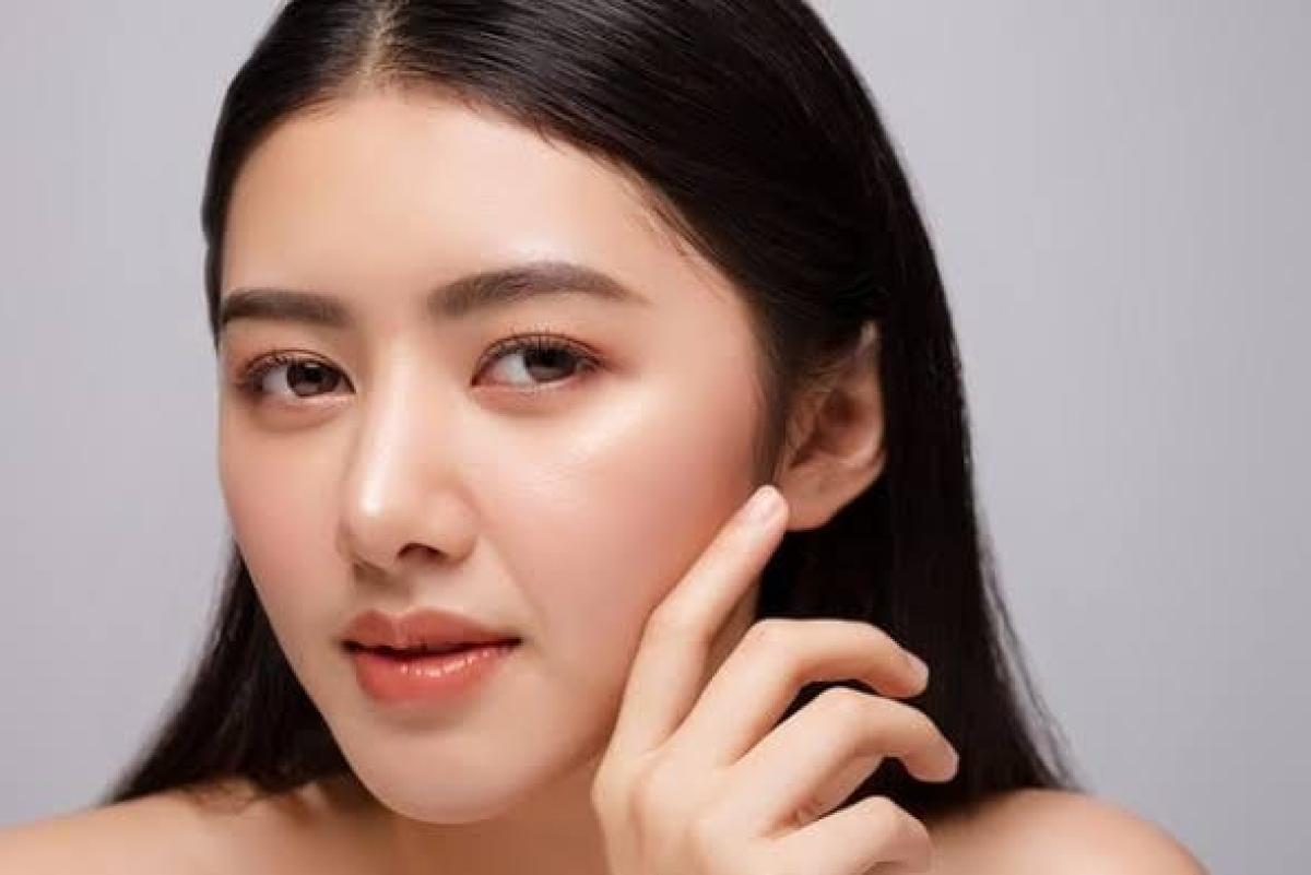 Kini Gak Perlu Sama !! Ini Arah Baru Tren Alis di Kekinian yang Wajib Wanita Tau