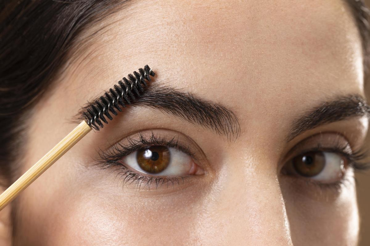 Stop Bikin Alis Sinchan! Ini Trik Mengubah Alis Kotak Jadi Natural