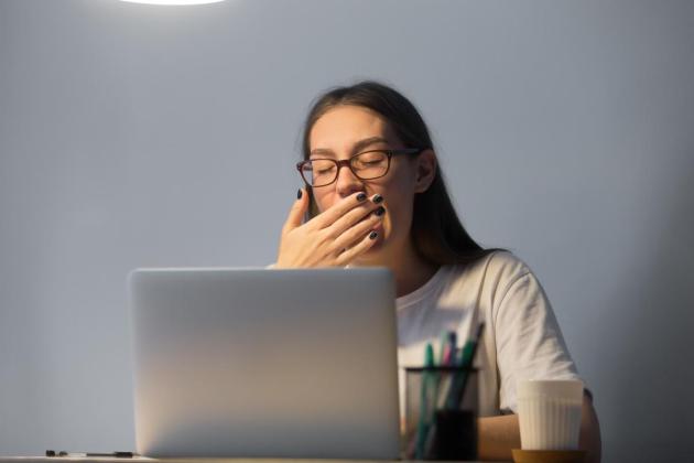 Tips Tetap Stand On di Kampus Walau Habis Maraton Tugas atau Drakor!