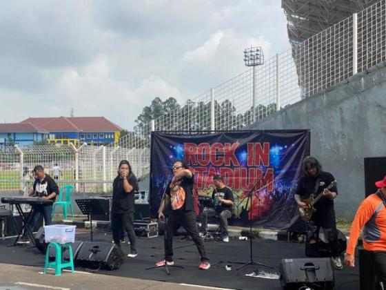 Rock in Stadium Jadi Wadah Musisi Tangerang 