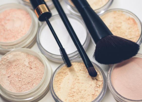 Top List Makeup Non-Comedogenic untuk Hasil Matte dan Pori-Pori Sehat