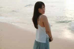 OOTD Bermain di Pantai dari Marsha Aruan (Dokumen Istimewa)